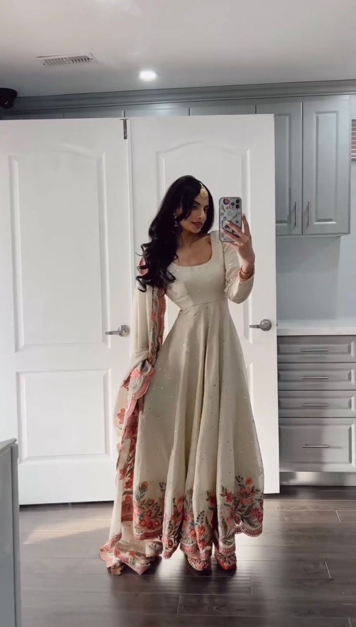 Aarushi Heavy Pure Vichitra Silk Gown