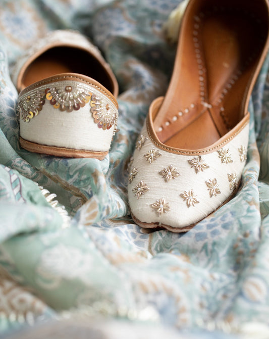 JHILMIL(white) : Pastels and Pop X Anushree Reddy